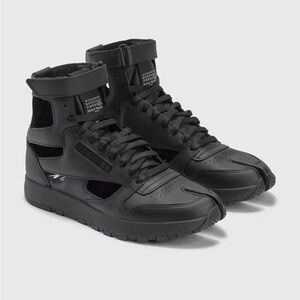 Reebok x Maison Margiela Tabi Gladiator Sneakers